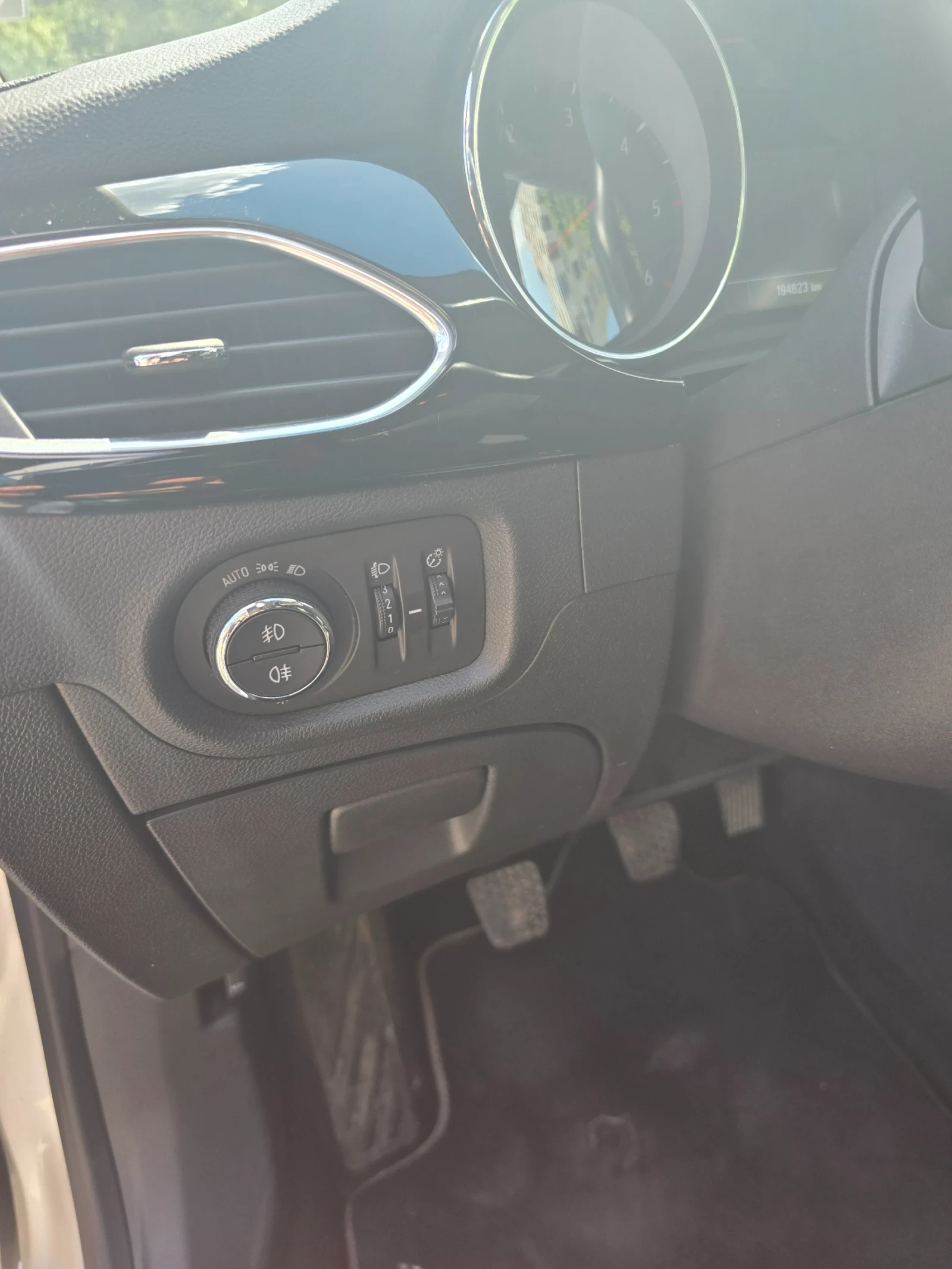 Opel Astra, снимка 12 - Автомобили и джипове - 54988401