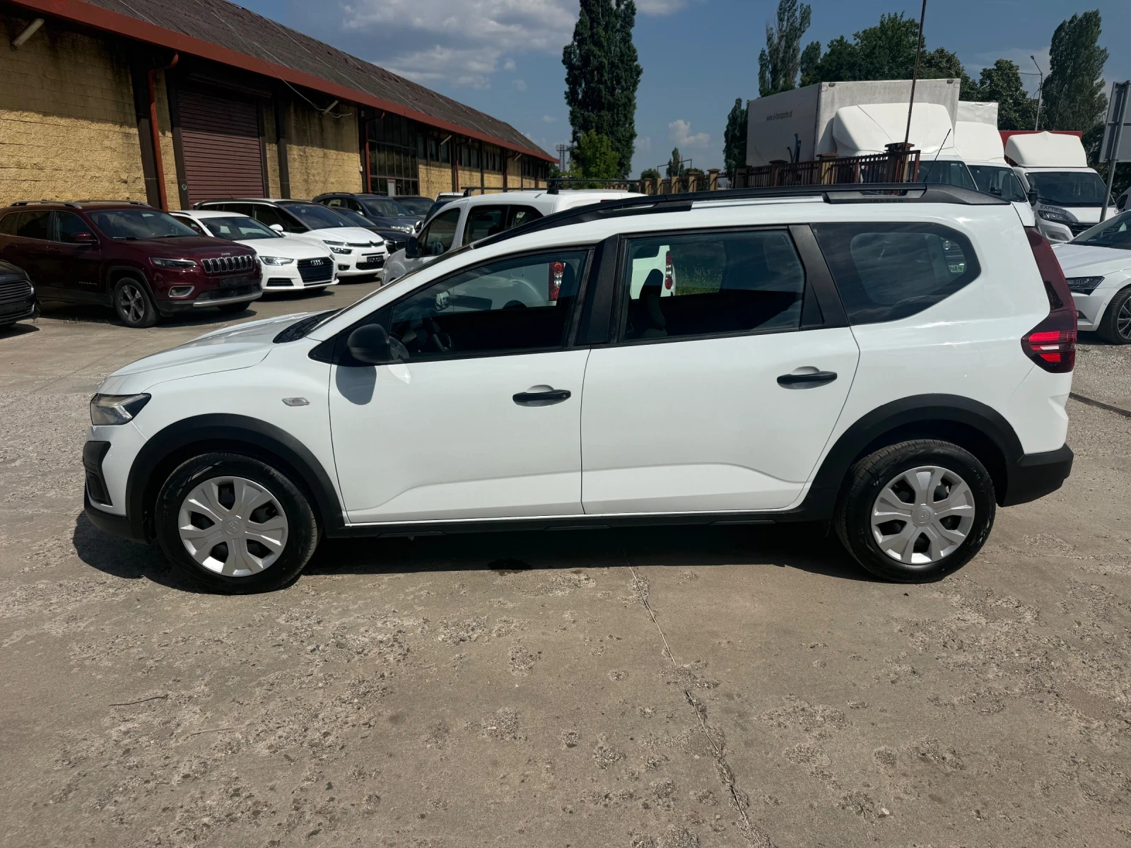 Dacia Jogger 1.0i чисто нова 3300 км. 110кс, снимка 5 - Автомобили и джипове - 55102821