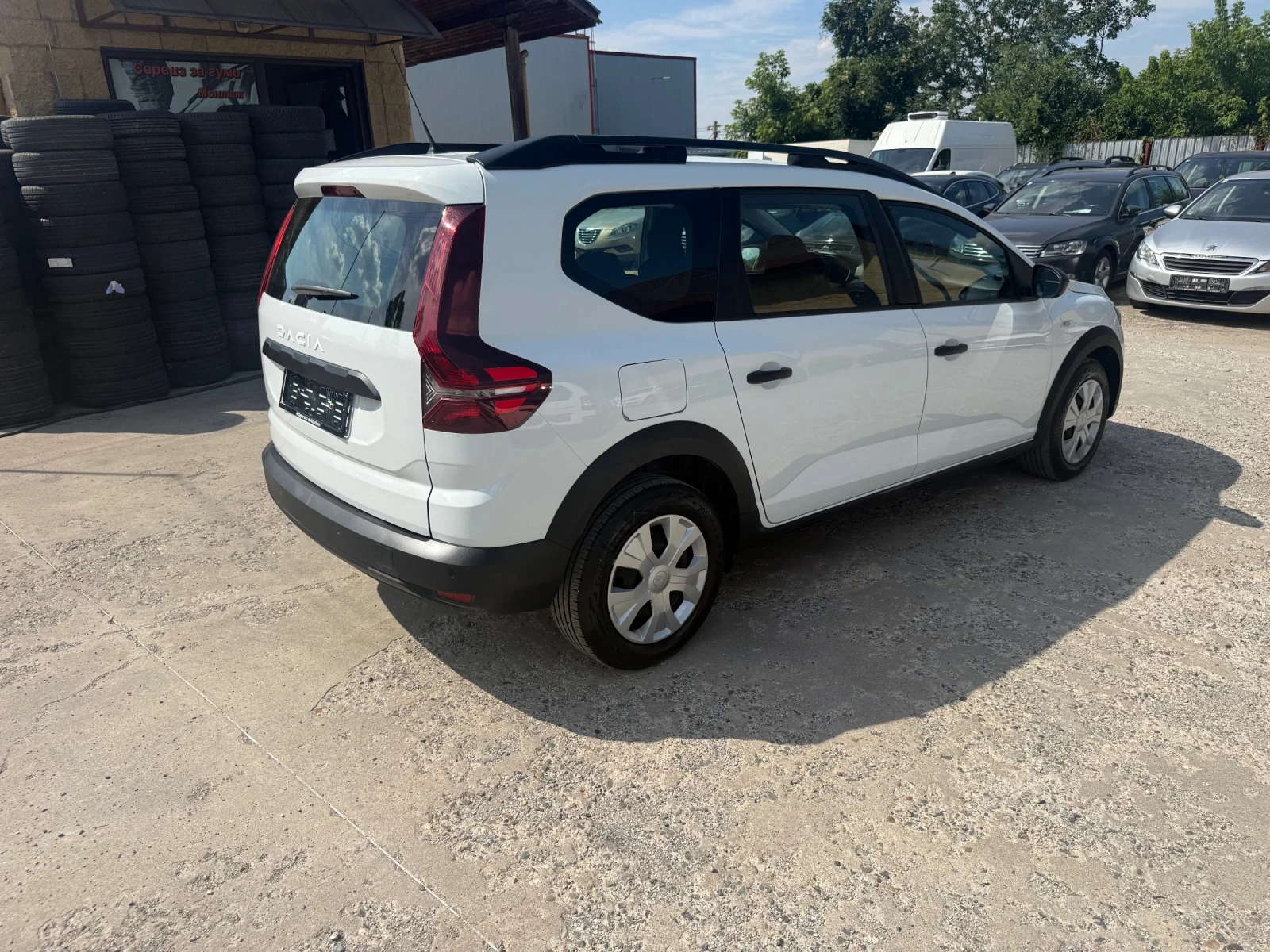 Dacia Jogger 1.0i чисто нова 3300 км. 110кс, снимка 7 - Автомобили и джипове - 55102821