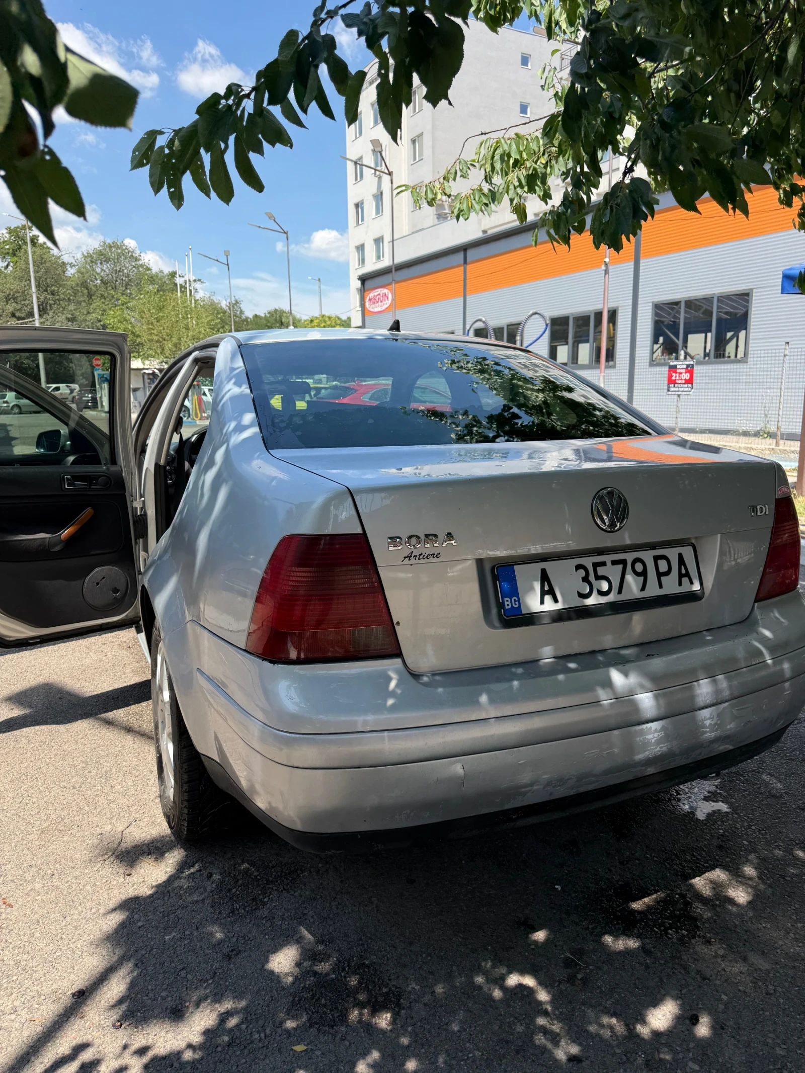 VW Bora 119 кс, снимка 6 - Автомобили и джипове - 55204630