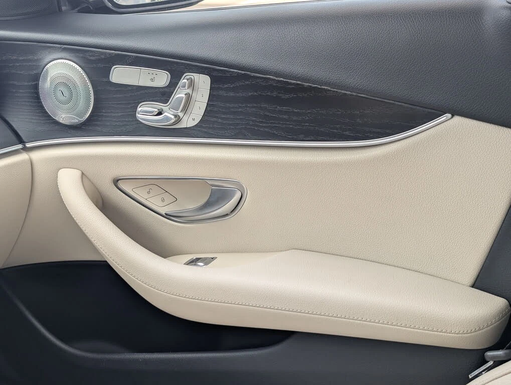 Mercedes-Benz E 300 AMG LINE* 4MATIC* 360* PANO* BURMESTER* DISTRO, снимка 11 - Автомобили и джипове - 55451542