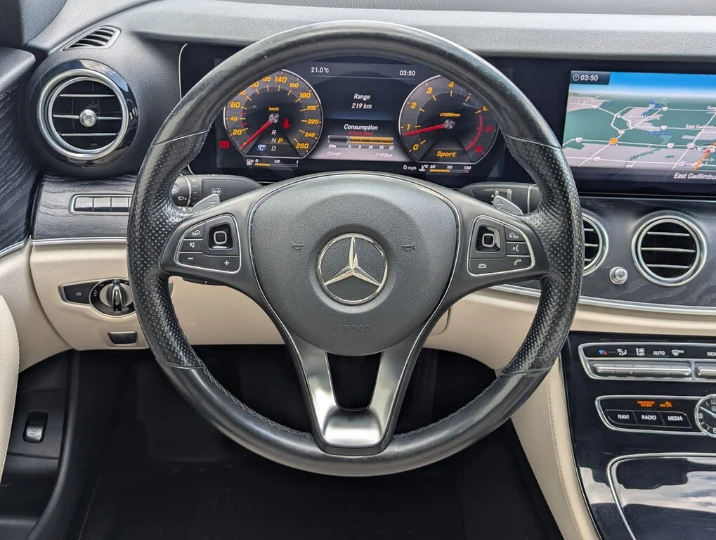 Mercedes-Benz E 300 AMG LINE* 4MATIC* 360* PANO* BURMESTER* DISTRO, снимка 5 - Автомобили и джипове - 55451542
