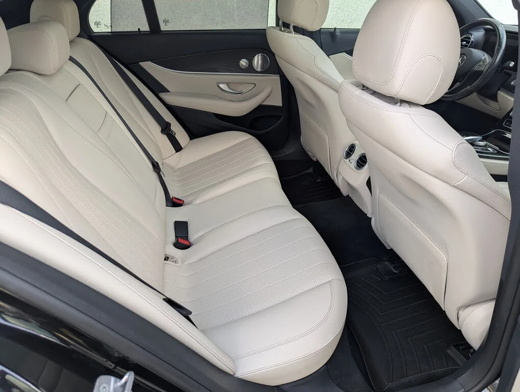 Mercedes-Benz E 300 AMG LINE* 4MATIC* 360* PANO* BURMESTER* DISTRO, снимка 12 - Автомобили и джипове - 55451542
