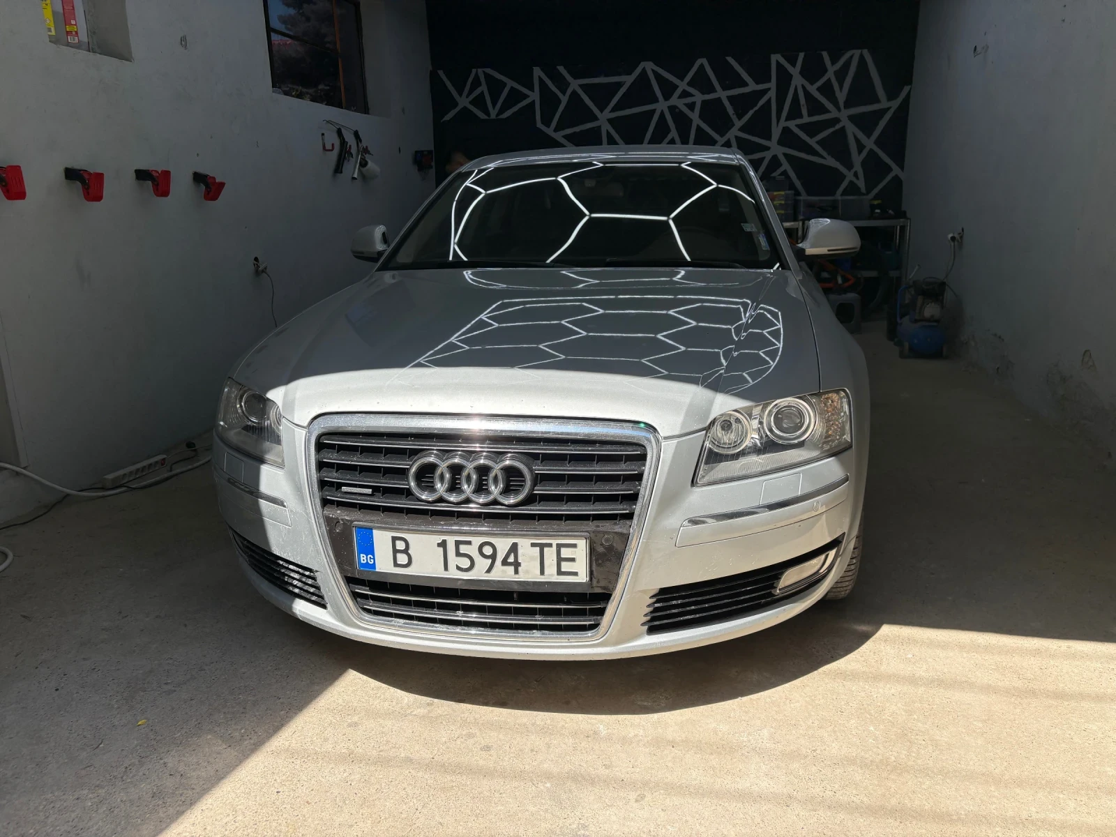 Audi A8 4.2 FSI