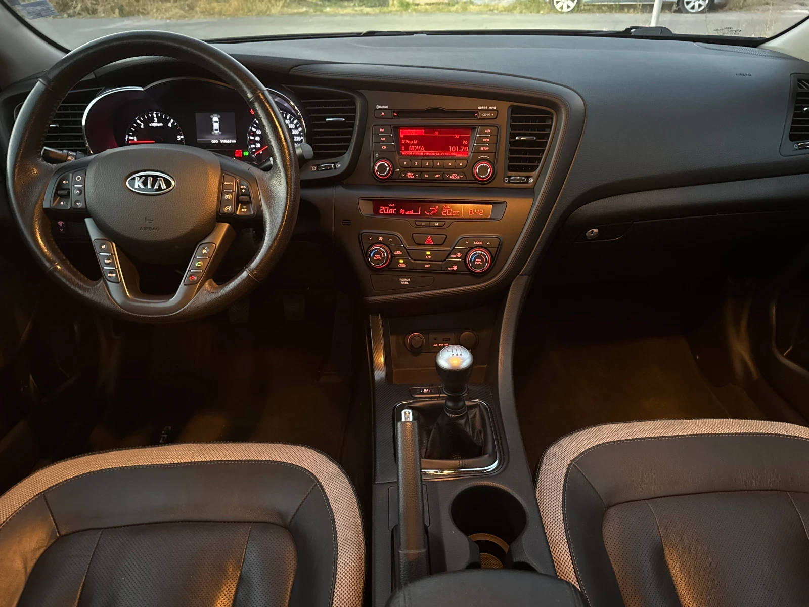 Kia Optima, снимка 14 - Автомобили и джипове - 55686764