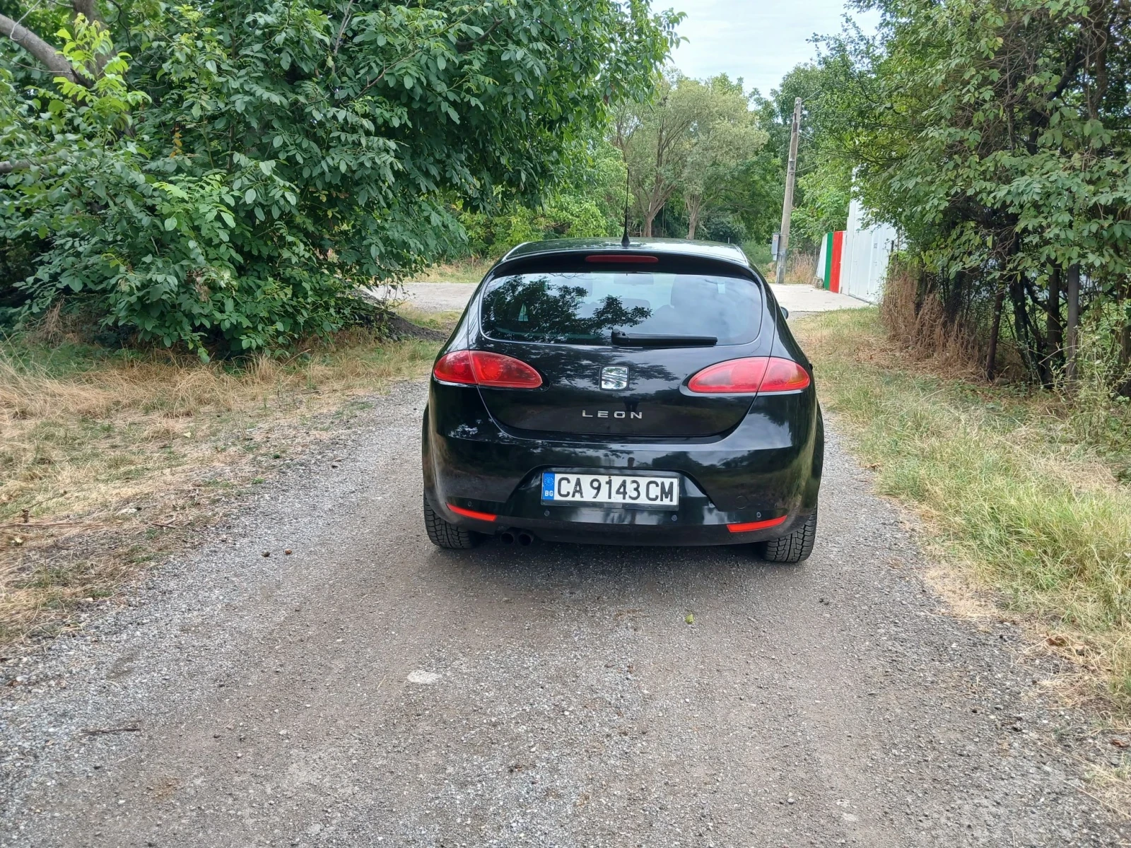 Seat Leon 2.0  140 к.с 6 СКОРОСТИ, снимка 6 - Автомобили и джипове - 56087926