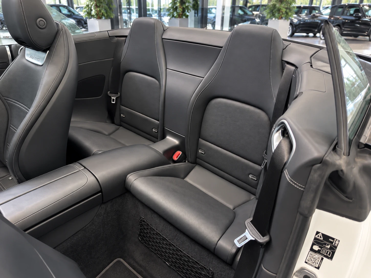 Mercedes-Benz SL 63 AMG 4Matic+ Manufactur/Night/Burmaster/Climaseat, снимка 10 - Автомобили и джипове - 56095948