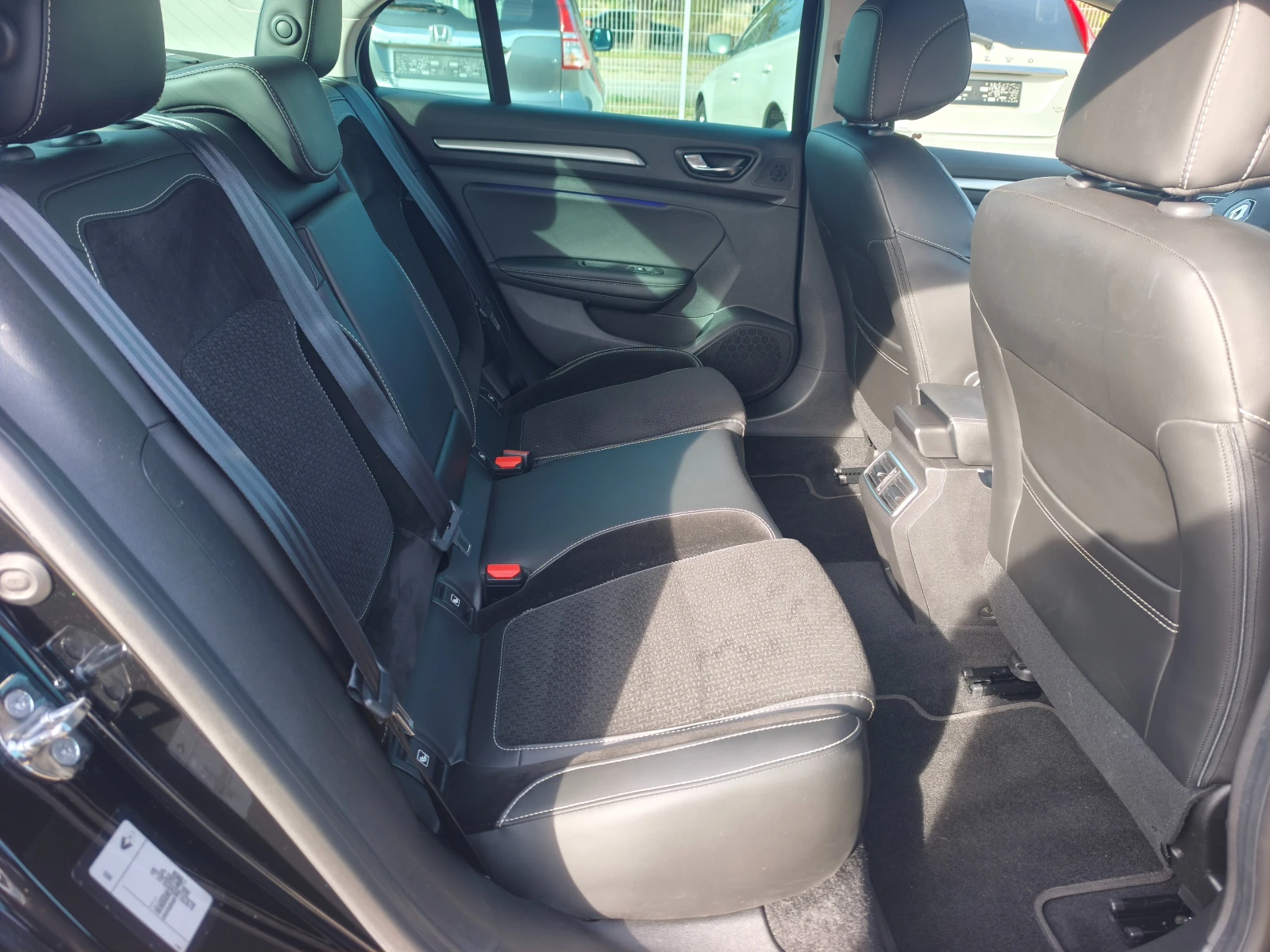 Renault Megane НОВА!!!, снимка 14 - Автомобили и джипове - 56584797