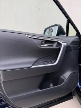 Toyota Rav4 Plug-In AWD в Гаранция, снимка 5