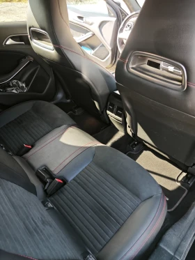 Mercedes-Benz GLA 200, снимка 16