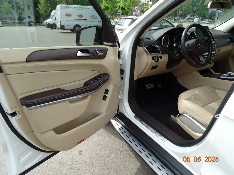 Mercedes-Benz GLS 500 AMG, 4MATIC, 7 МЕСТА, СЕРВИЗНА ИСТОРИЯ, снимка 8 - Автомобили и джипове - 52532223