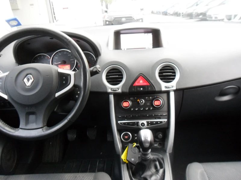 Renault Koleos 2, 0-dci-KLIMA-ITALY-4X4-BOSE-NAVI, снимка 9 - Автомобили и джипове - 52489809