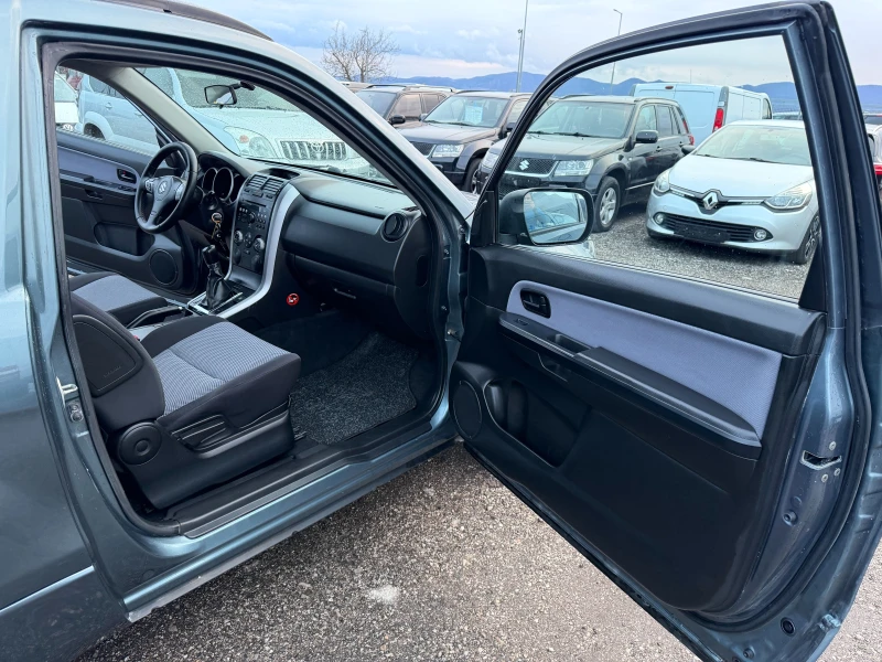 Suzuki Grand vitara 1.6 4x4, снимка 13 - Автомобили и джипове - 53329774