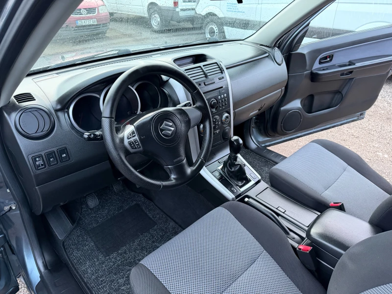 Suzuki Grand vitara 1.6 4x4, снимка 10 - Автомобили и джипове - 53329774