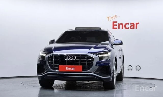 Audi Q8 45 TDI quattro Premium, снимка 3 - Автомобили и джипове - 54896073