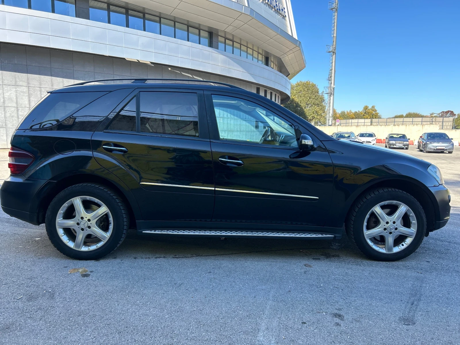Mercedes-Benz ML 320 Mercedes ML 320 CDI 4MATIC Airmatic | Отлично съст - изображение 8
