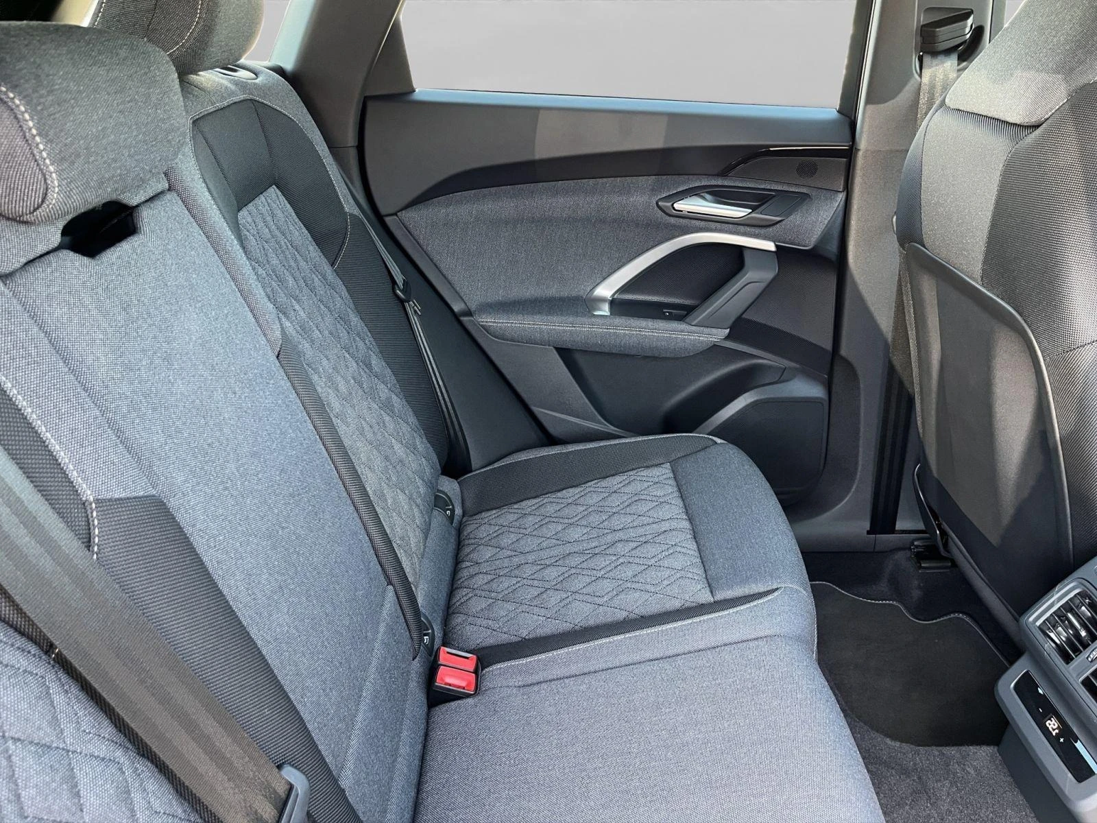 Audi Q5 40 TDI/NEW MODEL/S-LINE/QUATTRO/LED/CAMERA/ | Mobile.bg   14