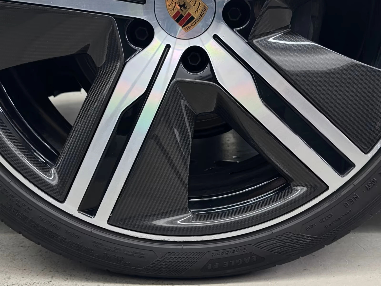 Porsche Macan  4 HUD/ PANO/ CAMERA/ BOSE/ , снимка 3 - Автомобили и джипове - 54139356