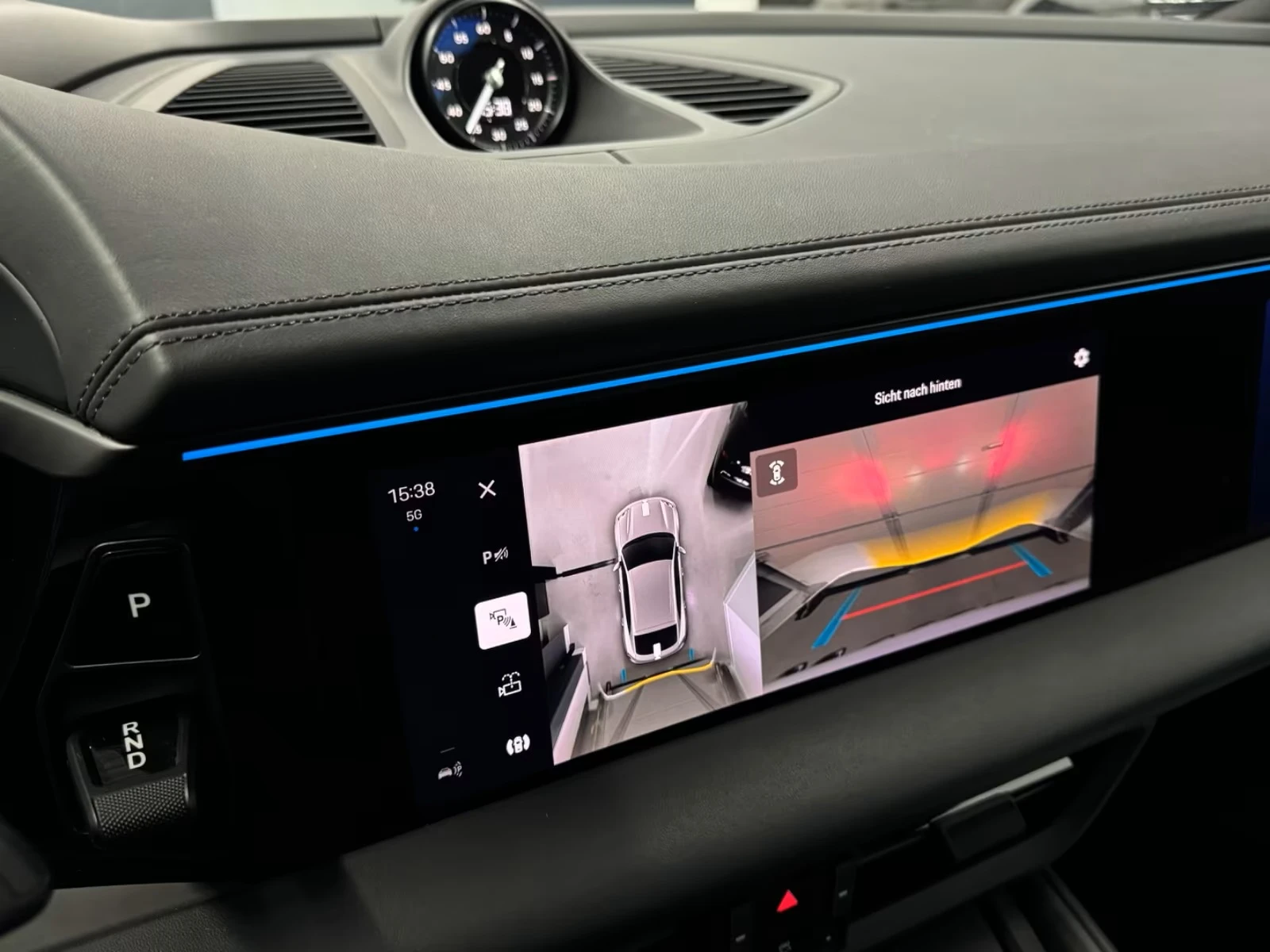 Porsche Macan  4 HUD/ PANO/ CAMERA/ BOSE/ , снимка 12 - Автомобили и джипове - 54139356