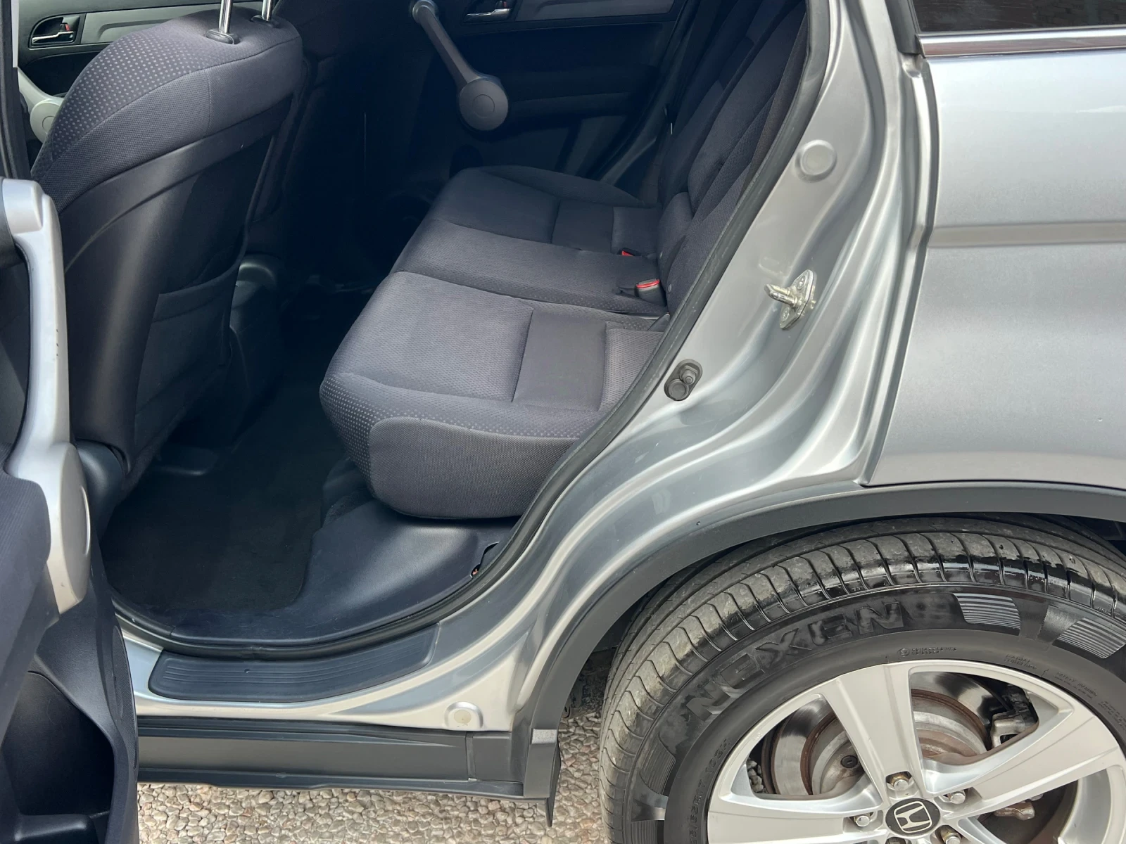 Honda Cr-v 2.2D* 4x4* 6sk* 140ks* KATO NOVA, снимка 12 - Автомобили и джипове - 54237034