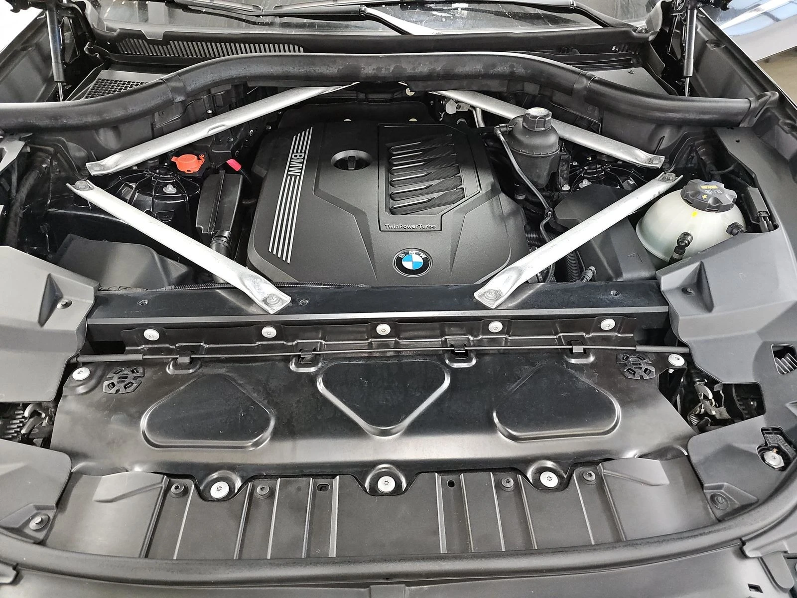 BMW X5 xDrive40i xLine, снимка 14 - Автомобили и джипове - 54544516
