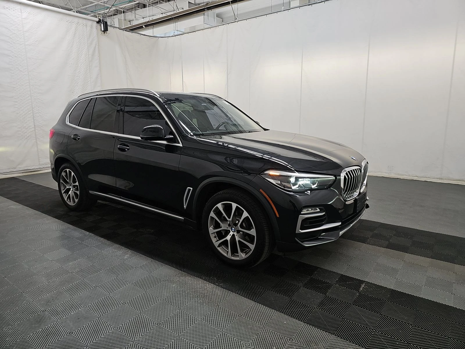 BMW X5 xDrive40i xLine, снимка 3 - Автомобили и джипове - 54544516
