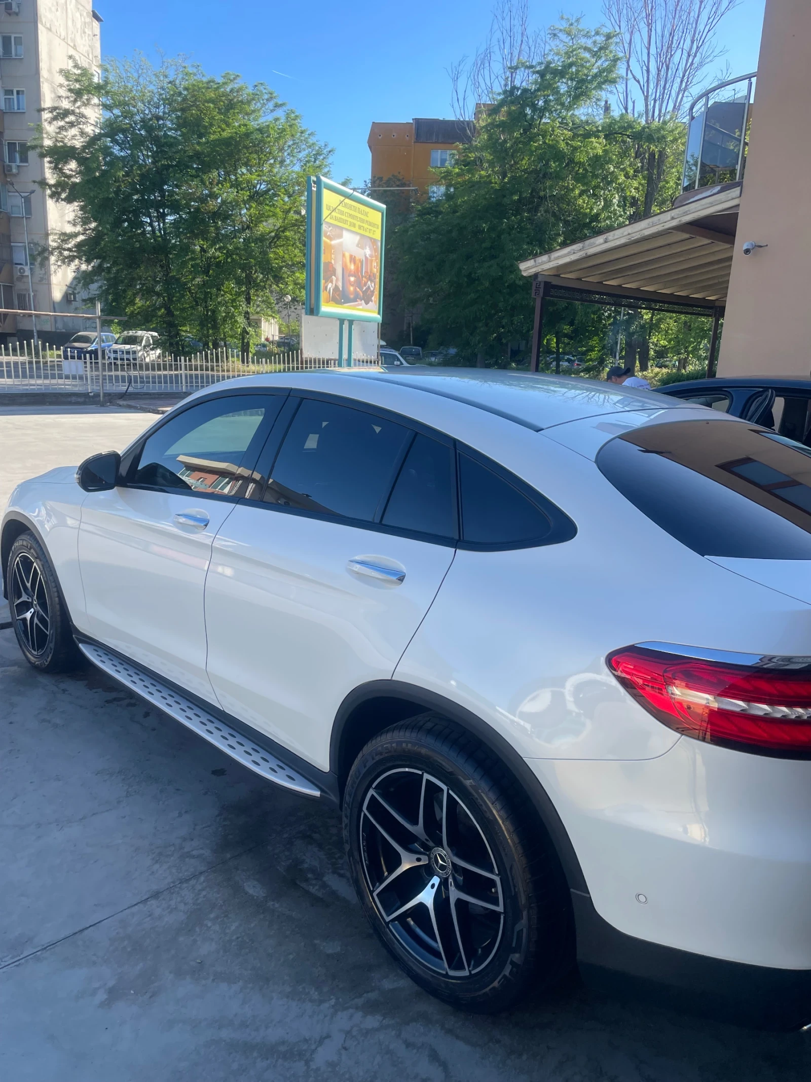 Mercedes-Benz GLC 350, снимка 5 - Автомобили и джипове - 54722730