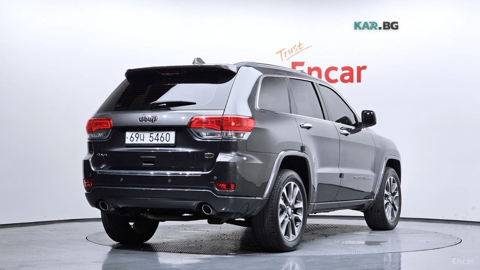 Jeep Grand cherokee OVERLAND* DISTRONIC* PANOROOF* ОБДУХВАНЕ* КАМЕРА* , снимка 3 - Автомобили и джипове - 54795006