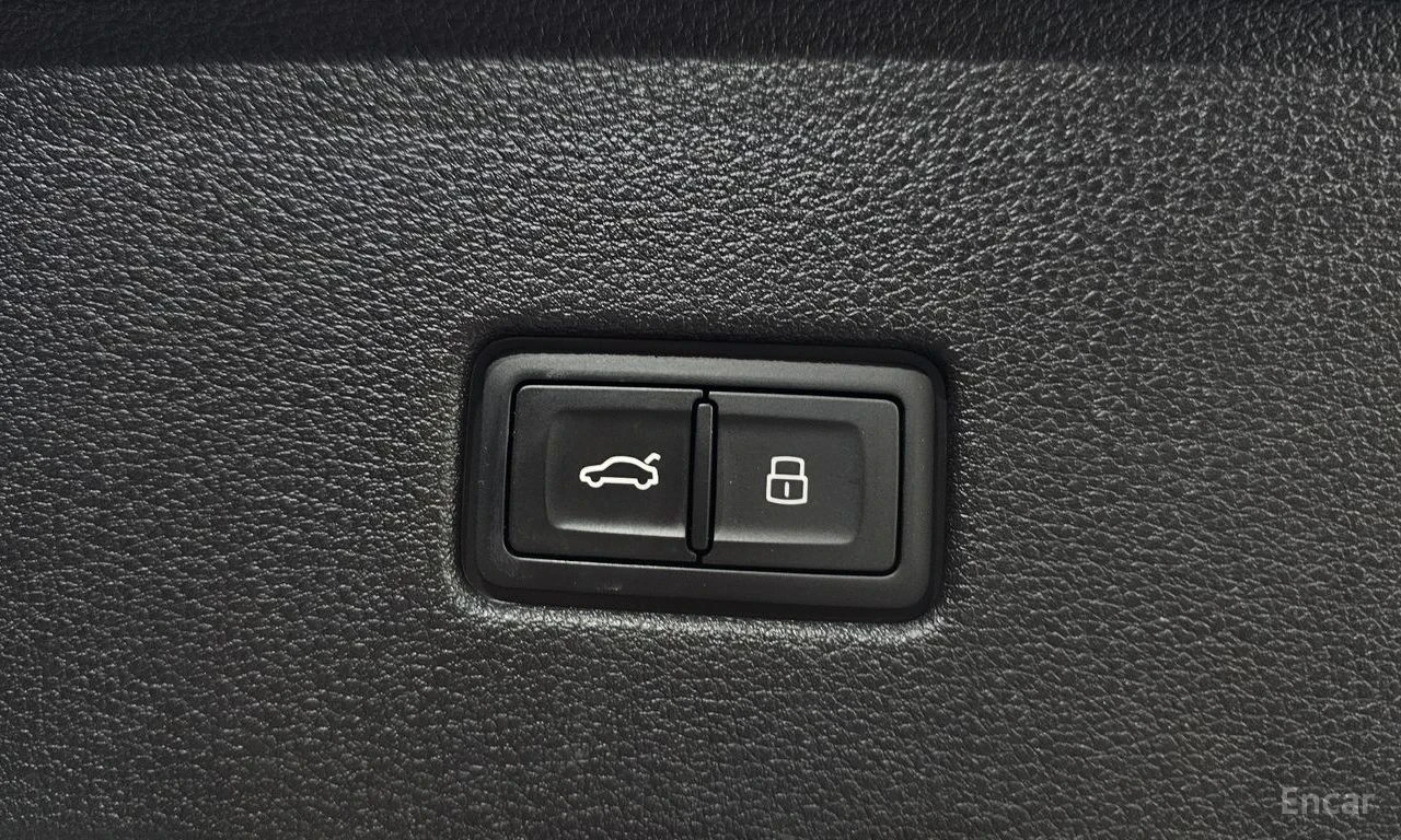Audi Q8 45 TDI quattro Premium, снимка 17 - Автомобили и джипове - 54896073