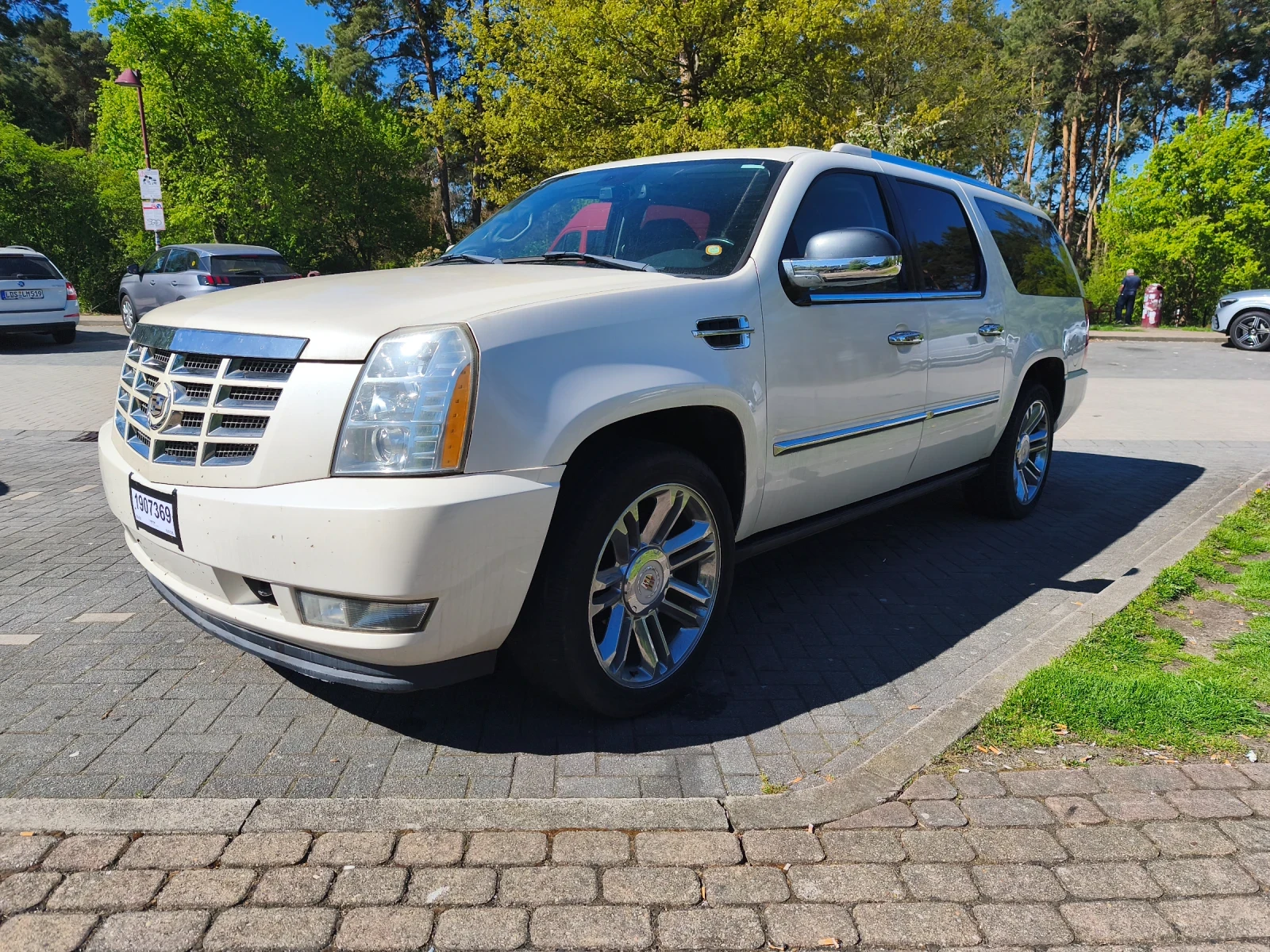 Cadillac Escalade ESV 6.2 V8 СПЕШНО!!!, снимка 2 - Автомобили и джипове - 54956893