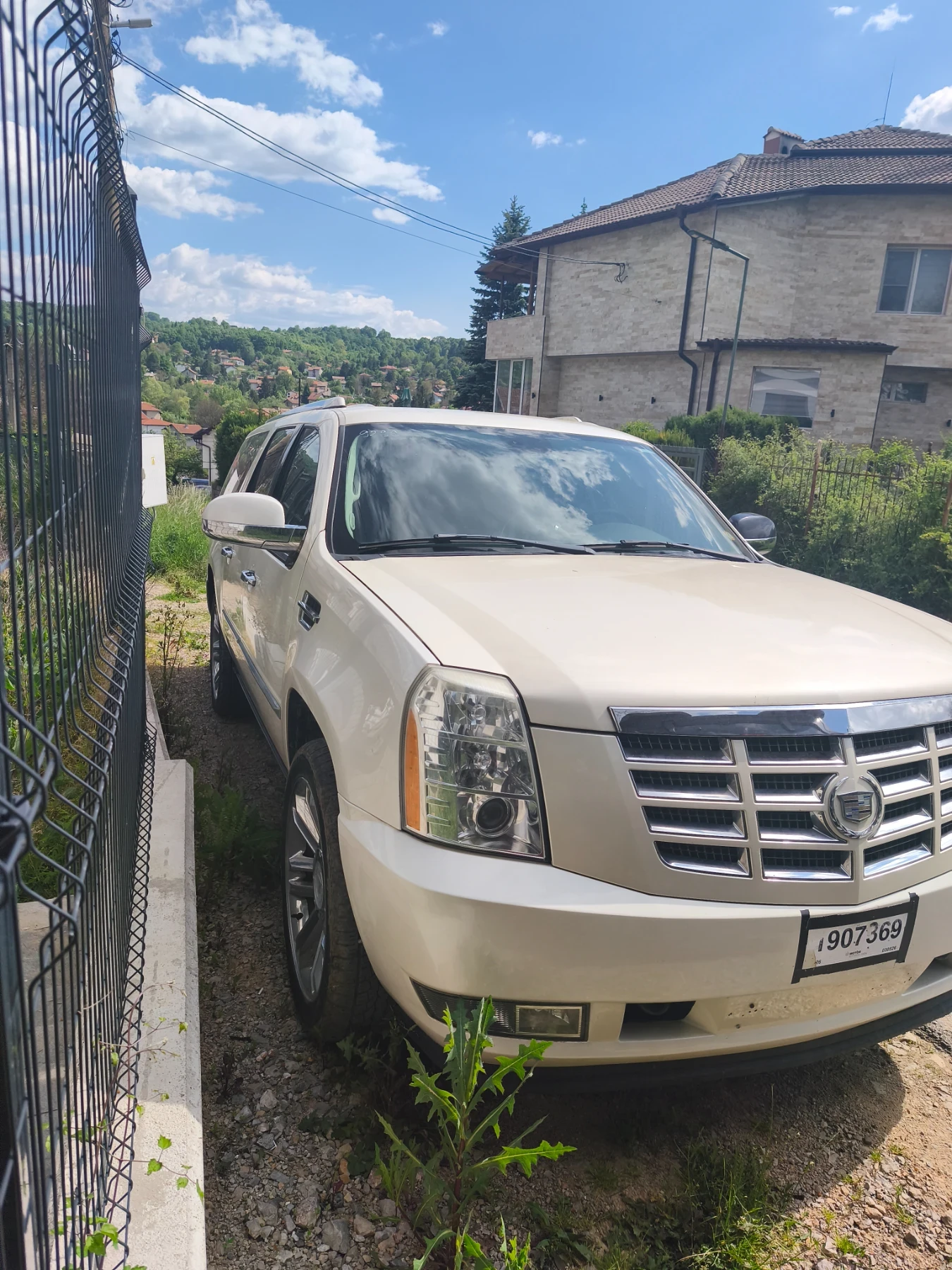 Cadillac Escalade ESV 6.2 V8 СПЕШНО!!!, снимка 3 - Автомобили и джипове - 54956893