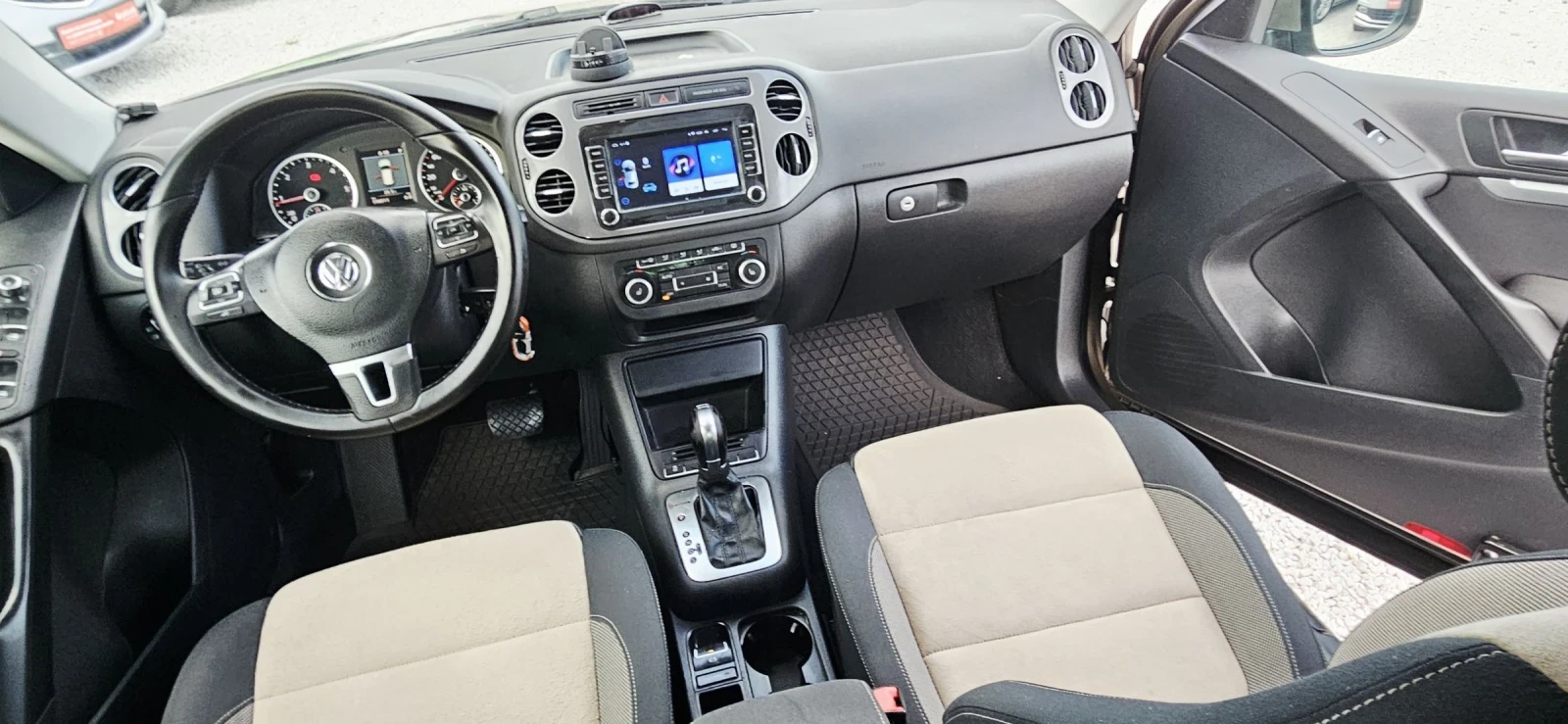 VW Tiguan 2.0TDI* 4MOTION* AVTOMAT* NAVI , снимка 13 - Автомобили и джипове - 55094013