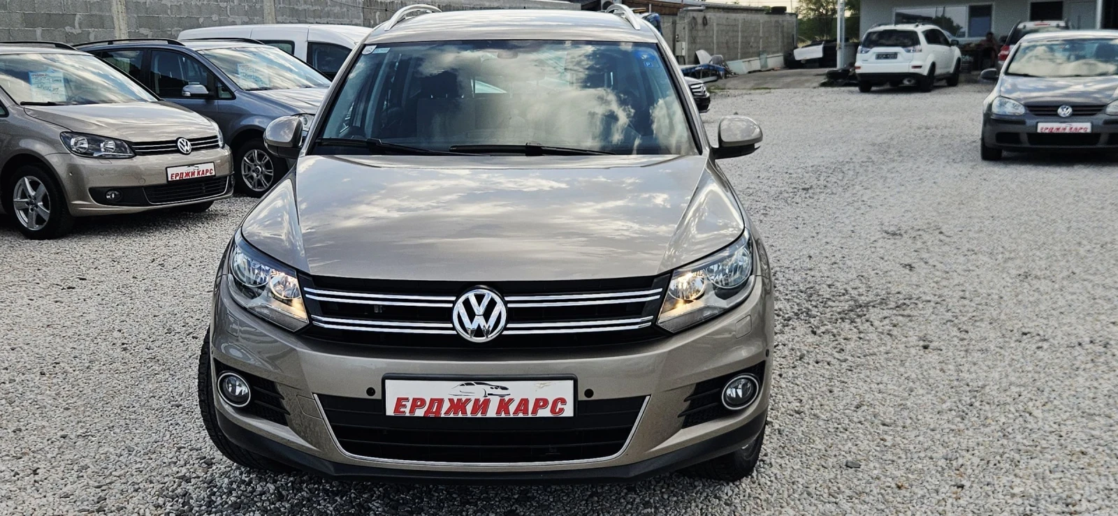 VW Tiguan 2.0TDI* 4MOTION* AVTOMAT* NAVI , снимка 5 - Автомобили и джипове - 55094013