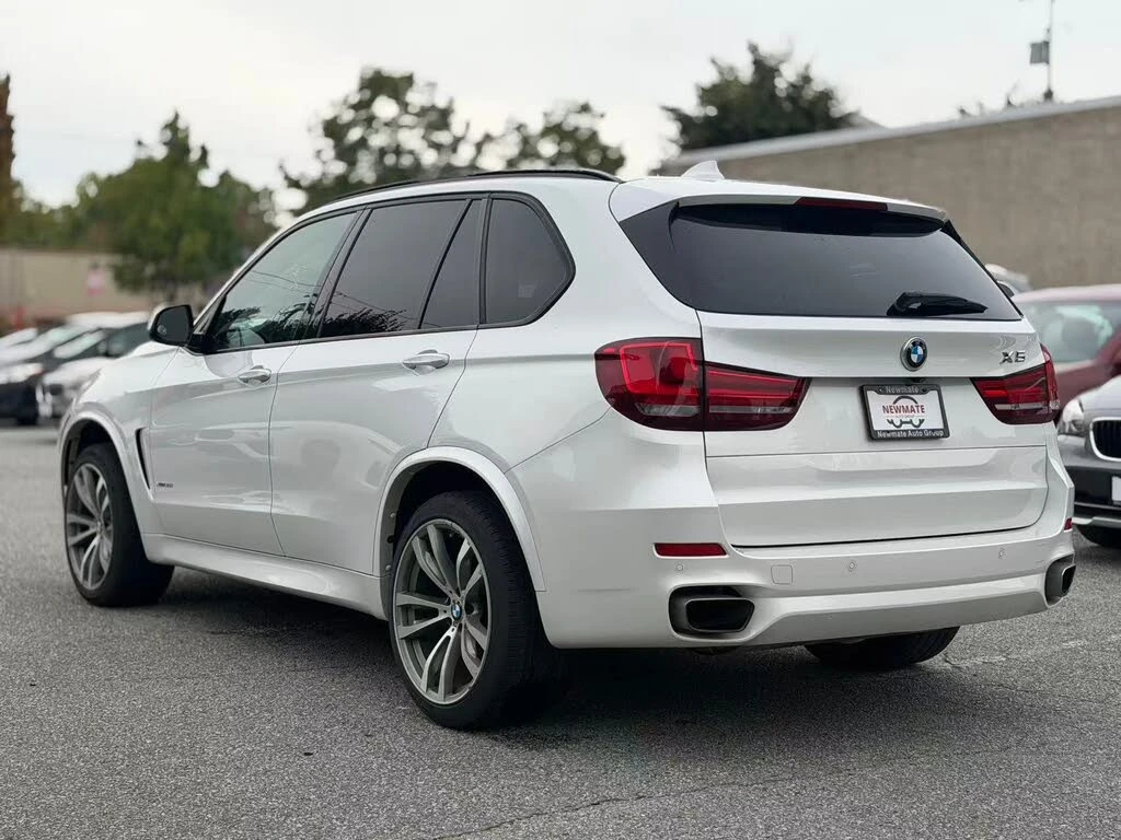BMW X5 M* SPORT* HARMON* KARDON* ДИГИТАЛНО* ТАБЛО* ПАНОРА, снимка 4 - Автомобили и джипове - 56169274