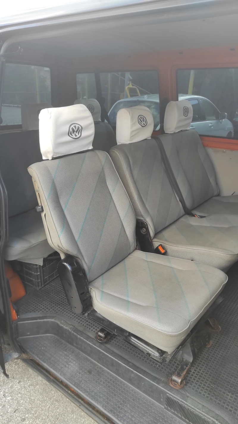 VW Transporter T4, снимка 12 - Бусове и автобуси - 47806574