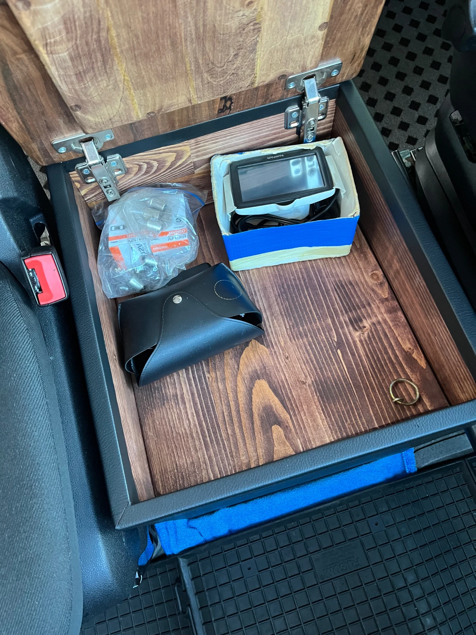 Mercedes-Benz Sprinter 319 УНИКАТ!!! МНОГО ЗАПАЗЕНА , снимка 11 - Бусове и автобуси - 54227384