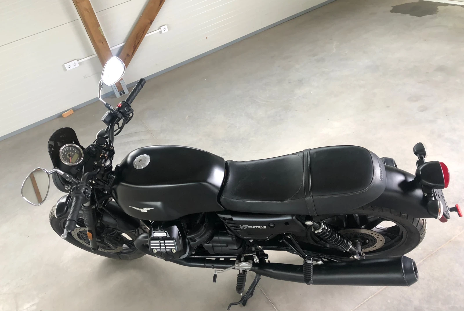 Moto Guzzi V 7 III STONE - изображение 3