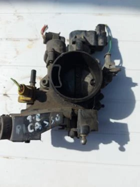 дроселова клапа за Citroen Xsara picasso 1.8 , снимка 1