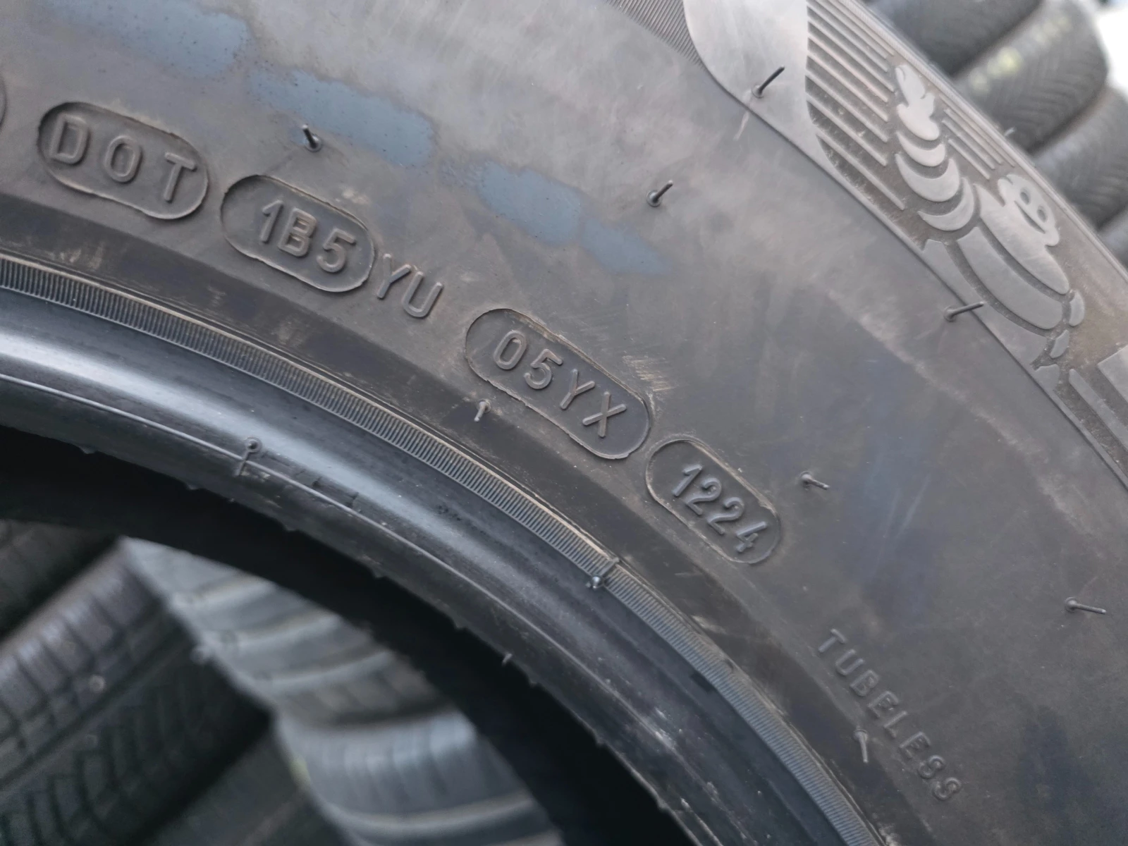 Гуми Зимни 255/70R18, снимка 13 - Гуми и джанти - 54001025
