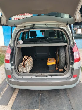 Renault Megane Scenic, снимка 8