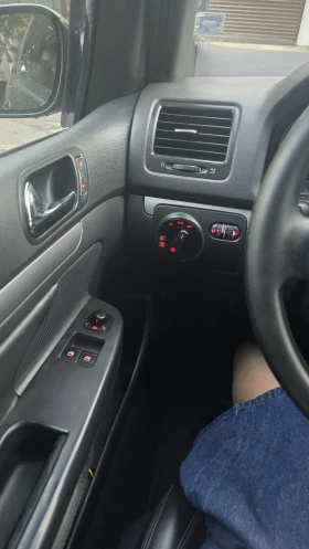 Обява за продажба на VW Golf Golf 5, 2.0 TDI ~9 000 лв. - изображение 5 | Auto.bg Обява за продажба на VW Golf Golf 5, 2.0 TDI ~9 000 лв. - изображение 5