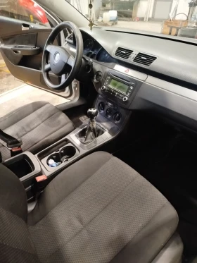 VW Passat - 3100 € / 6063.07 лв. - 34421972 8