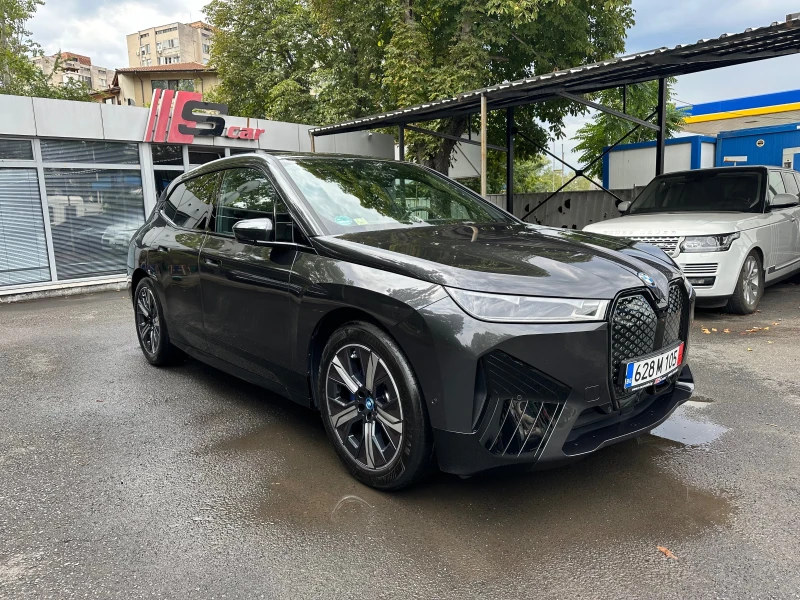 BMW iX M пакет/ Lazer/360/Soft/HeadUp.Harmon Kardon..., снимка 2 - Автомобили и джипове - 46989448