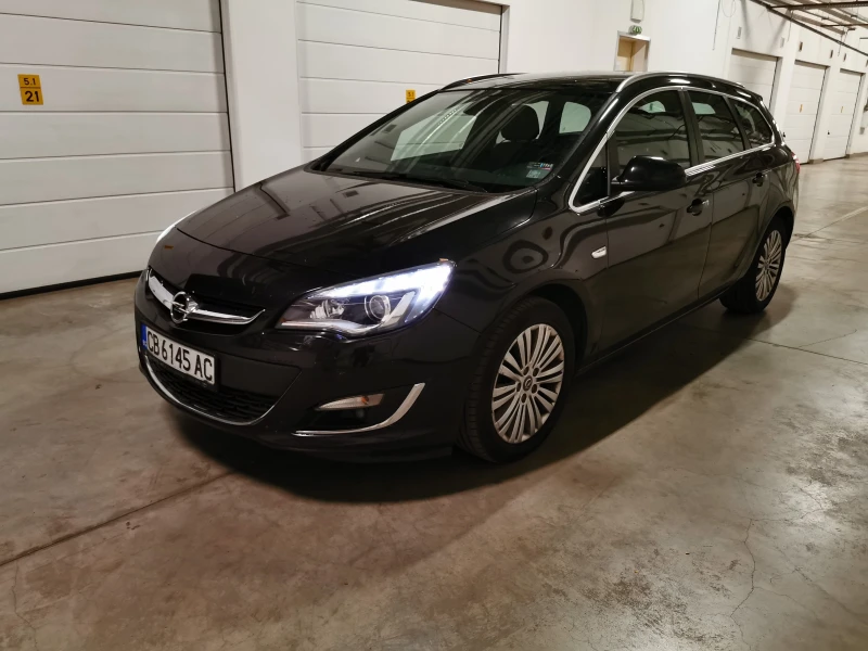 Opel Astra, снимка 1 - Автомобили и джипове - 47884600