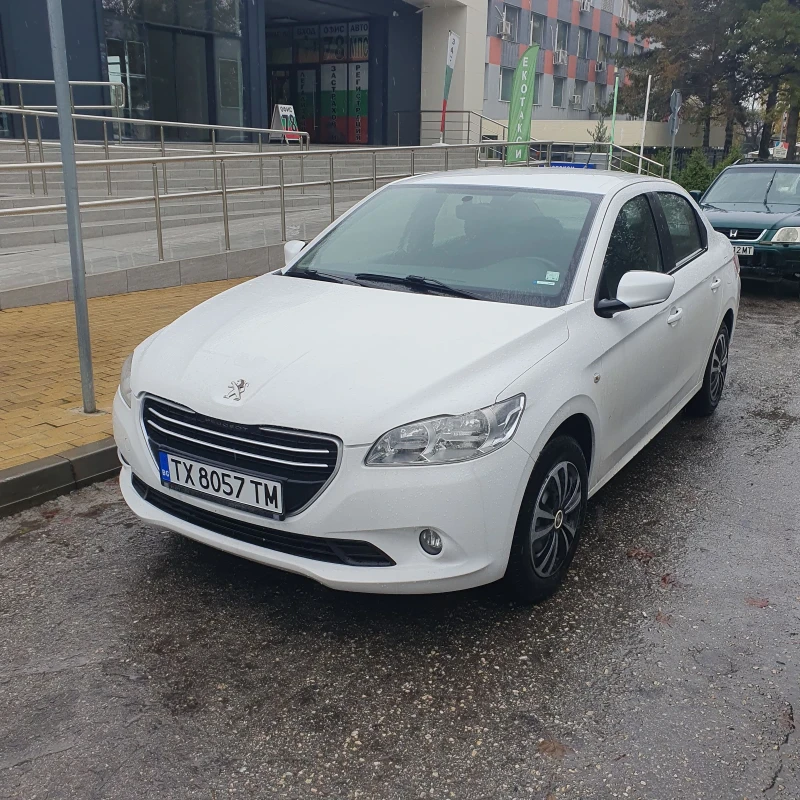 Peugeot 301 1.2 82 коня 2-ри Собственик!, снимка 1 - Автомобили и джипове - 47957112