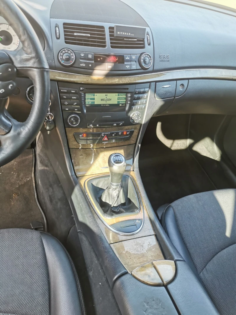 Mercedes-Benz E 220 2.2 cdi 170к, снимка 12 - Автомобили и джипове - 49027147