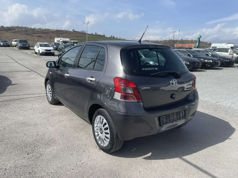 Toyota Yaris 1.4D4D, снимка 6 - Автомобили и джипове - 49475012