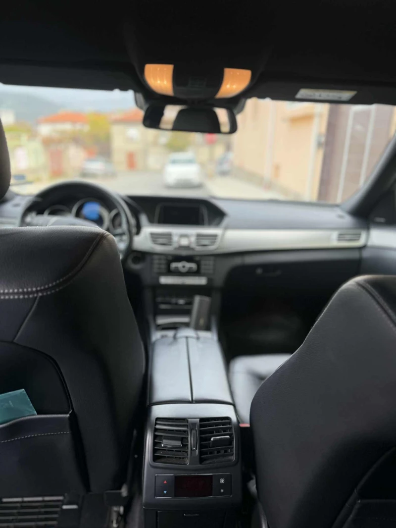 Mercedes-Benz E 250 204 к.с. 4matic, снимка 7 - Автомобили и джипове - 51881783