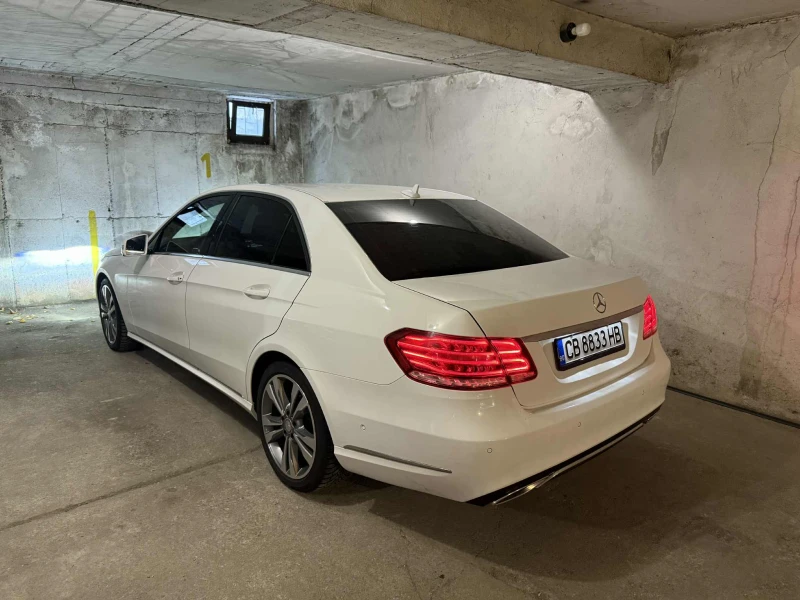 Mercedes-Benz E 250 204 к.с. 4matic, снимка 12 - Автомобили и джипове - 51881783