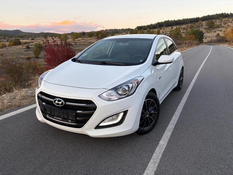 Hyundai I30 1.6 CRDI Автоматик, Мултимедия, снимка 6 - Автомобили и джипове - 53031749